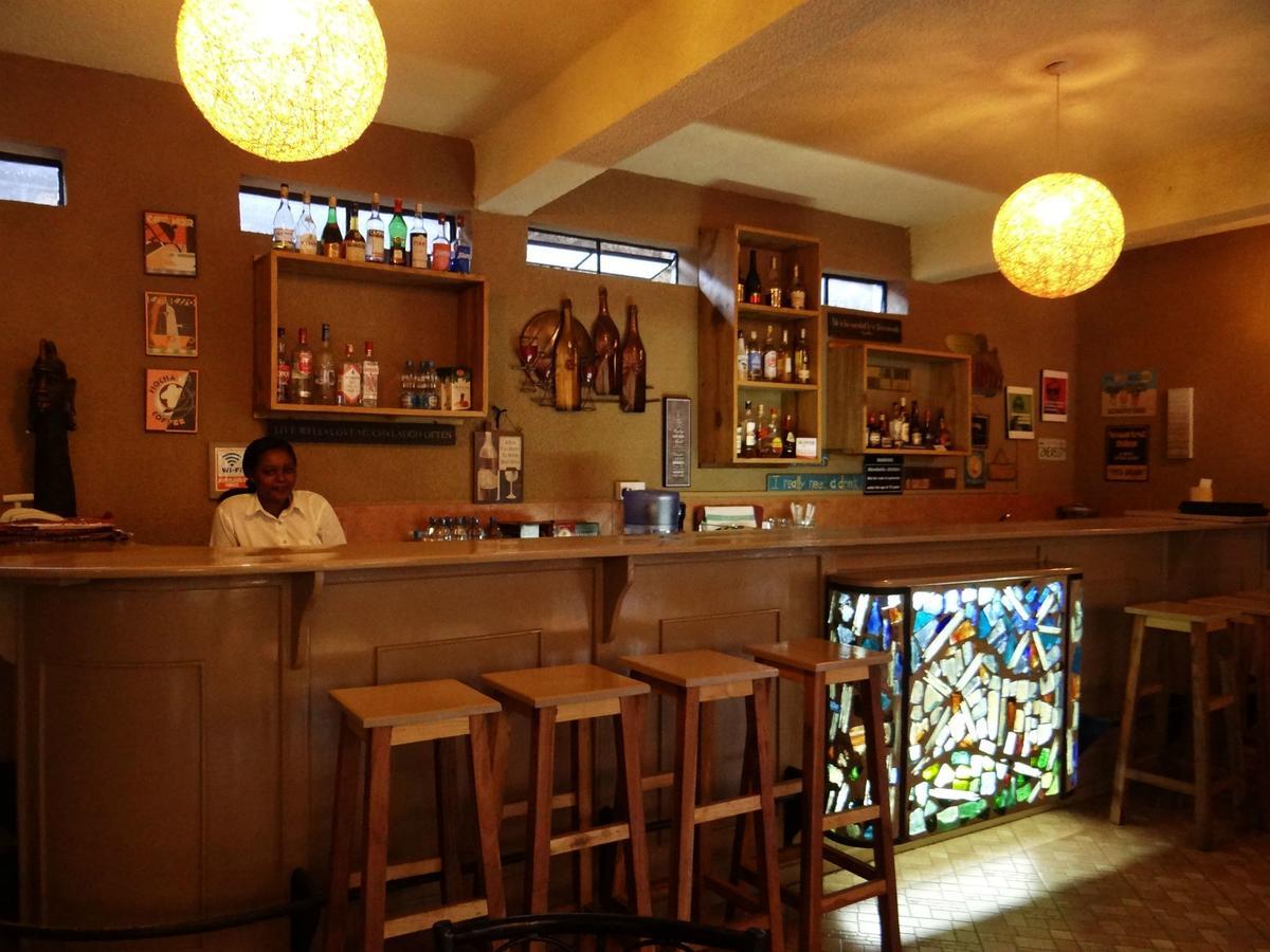 Ikweta Country Inn Maua Kaathene Dış mekan fotoğraf